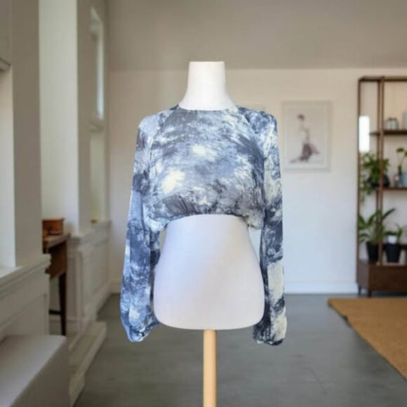 SKY BLUE AND WHITE TIE DYE CROP TOP - Picture 1 of 3